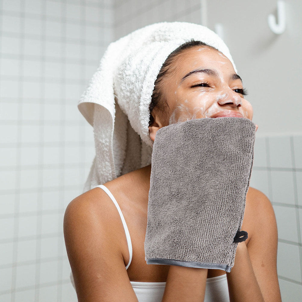 4枚入り、高品質な家庭用フェイスミット。洗顔料なしで手軽にメ - Cleanser Face のレビューと価格