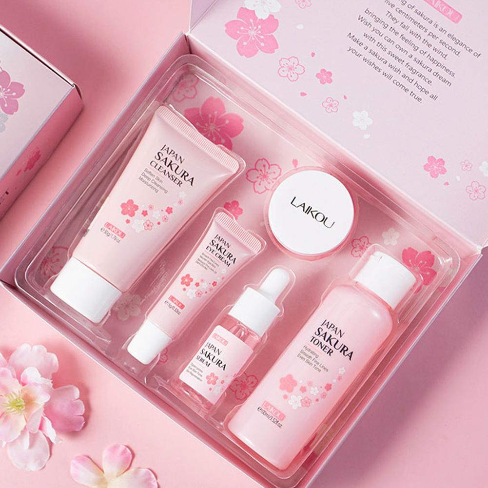 LAIKOU 日本 桜スキンケアセット 美容液 若返り ブラ - Skincare Glowing のレビューと価格